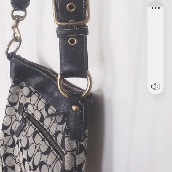 Beautiful Coach Purse - Picture 7 of 10